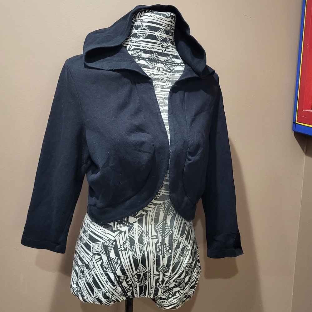 Venezia Sport Black Cropped Open Hoodie sz 14/16 *3/$30 Sale*